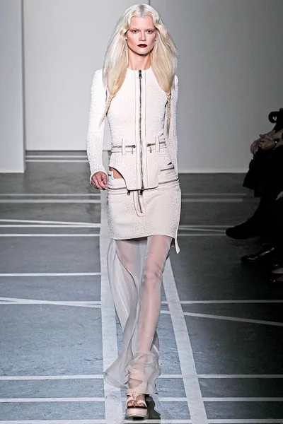 Look 23